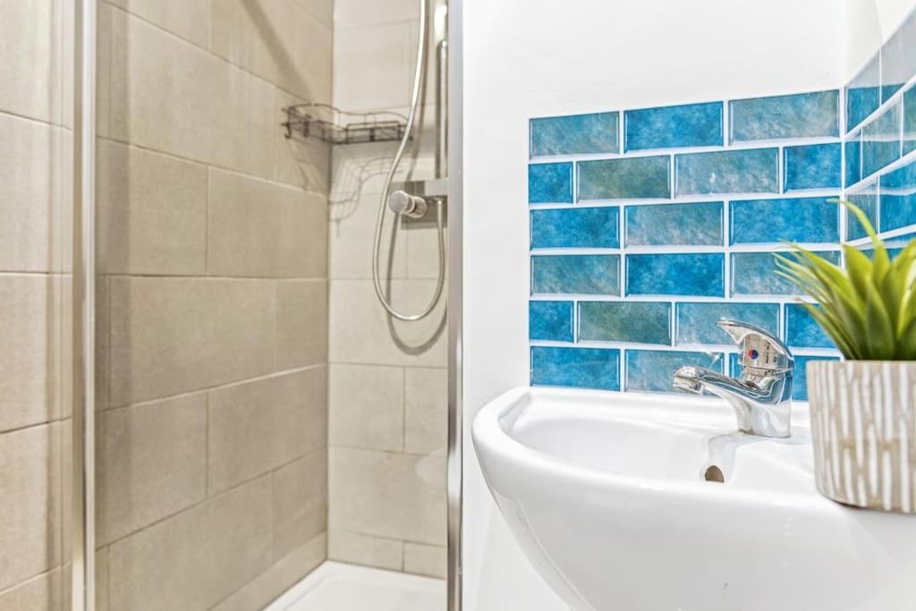 Luxurious 3 Bedroom Apartment In Park Estate Nottingham Zewnętrze zdjęcie